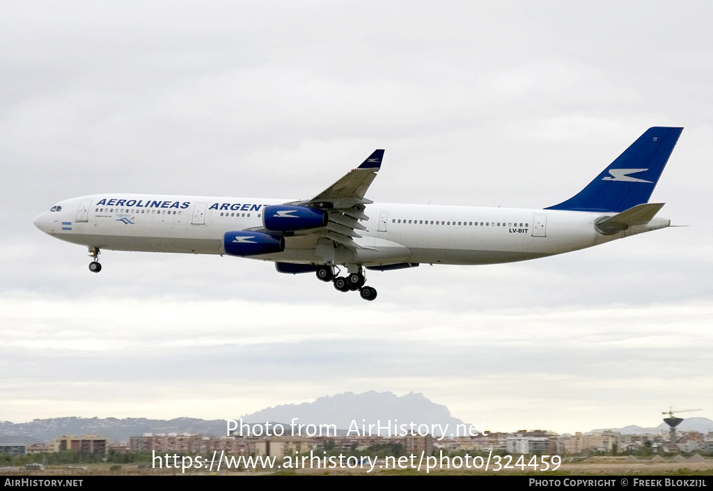 Aircraft Photo of LV-BIT | Airbus A340-313 | Aerolíneas Argentinas | AirHistory.net #324459