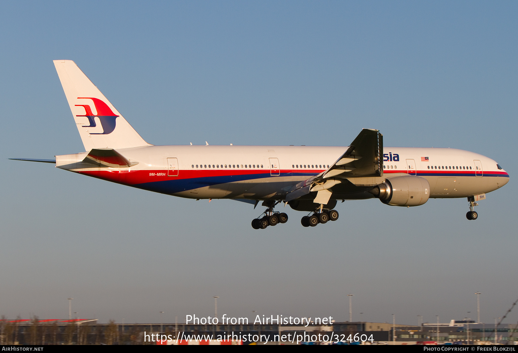 Aircraft Photo of 9M-MRH | Boeing 777-2H6/ER | Malaysia Airlines | AirHistory.net #324604