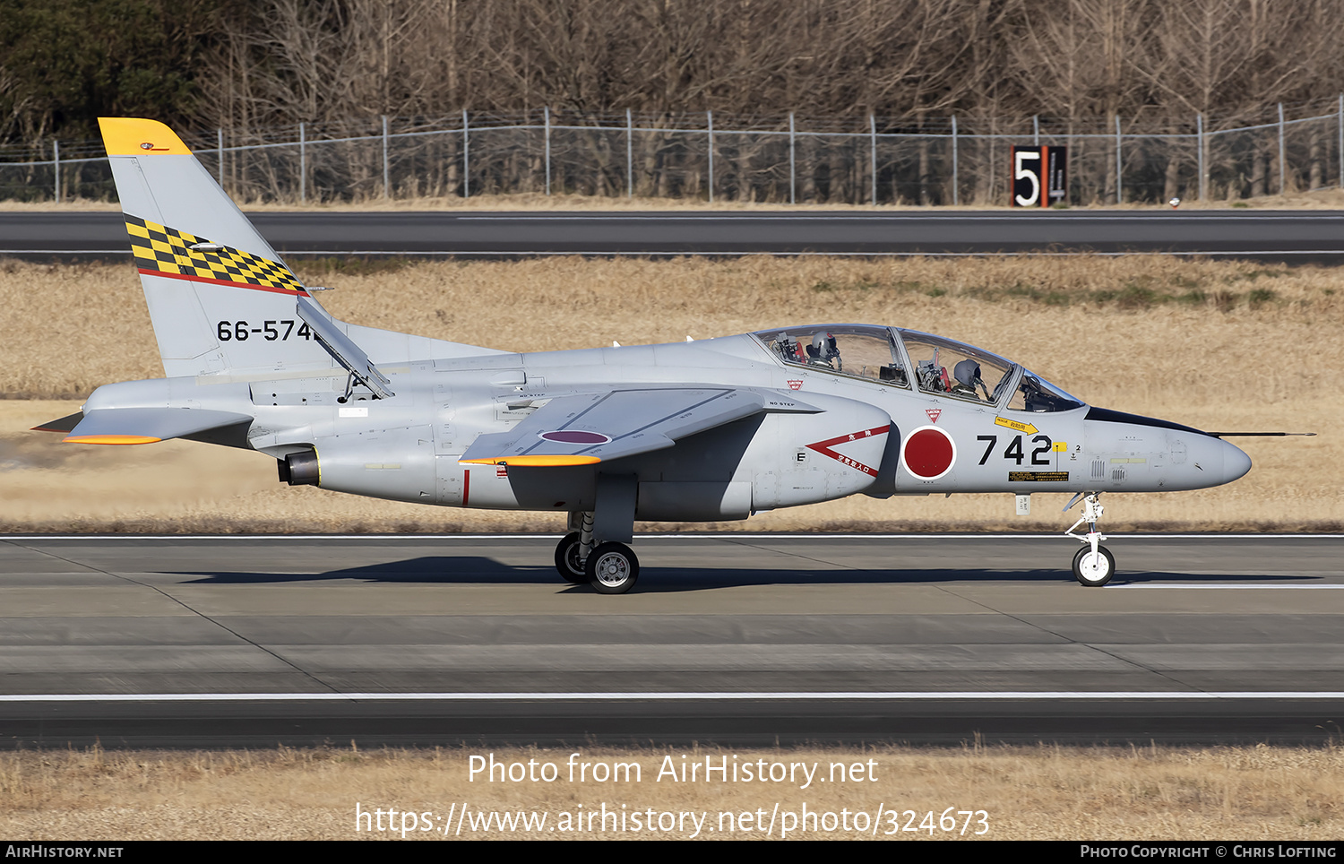 Aircraft Photo of 66-5742 | Kawasaki T-4 | Japan - Air Force | AirHistory.net #324673