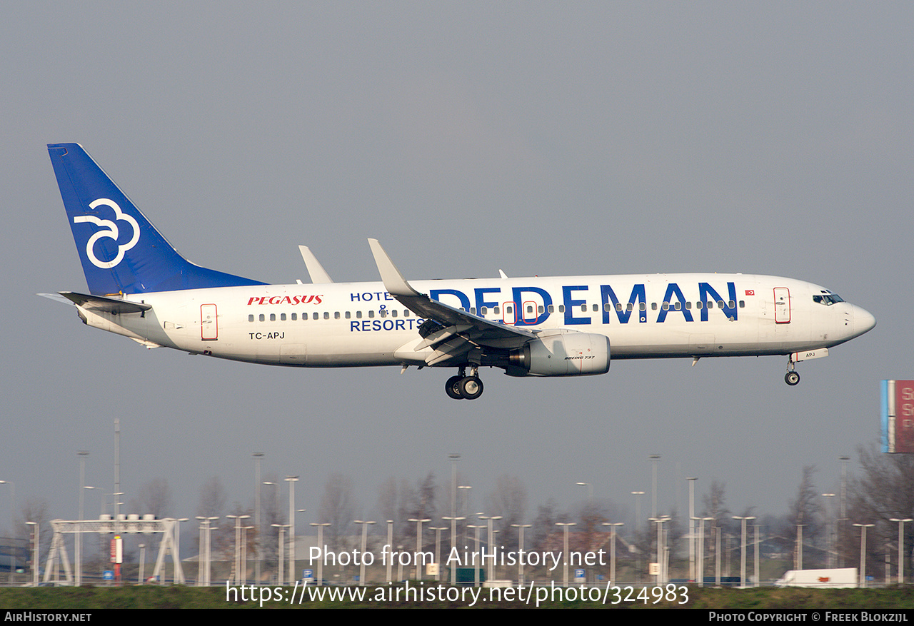 Aircraft Photo of TC-APJ | Boeing 737-86N | Pegasus Airlines | AirHistory.net #324983