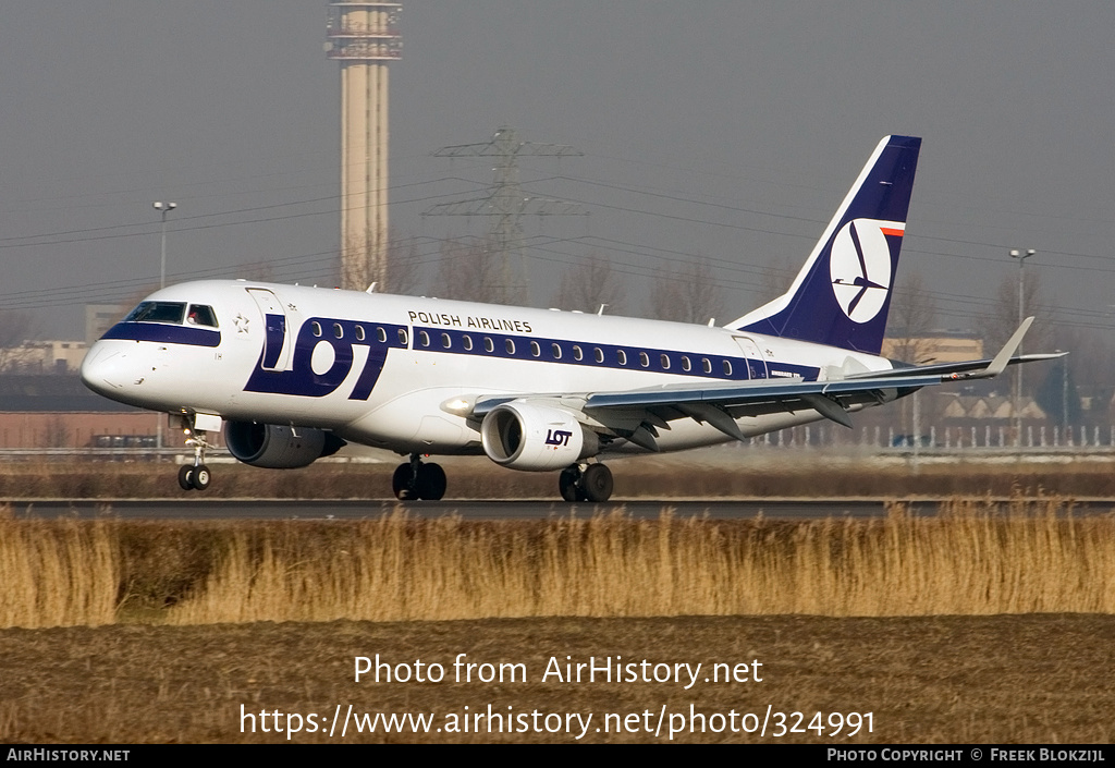 Aircraft Photo of SP-LIH | Embraer 175LR (ERJ-170-200LR) | LOT Polish Airlines - Polskie Linie Lotnicze | AirHistory.net #324991