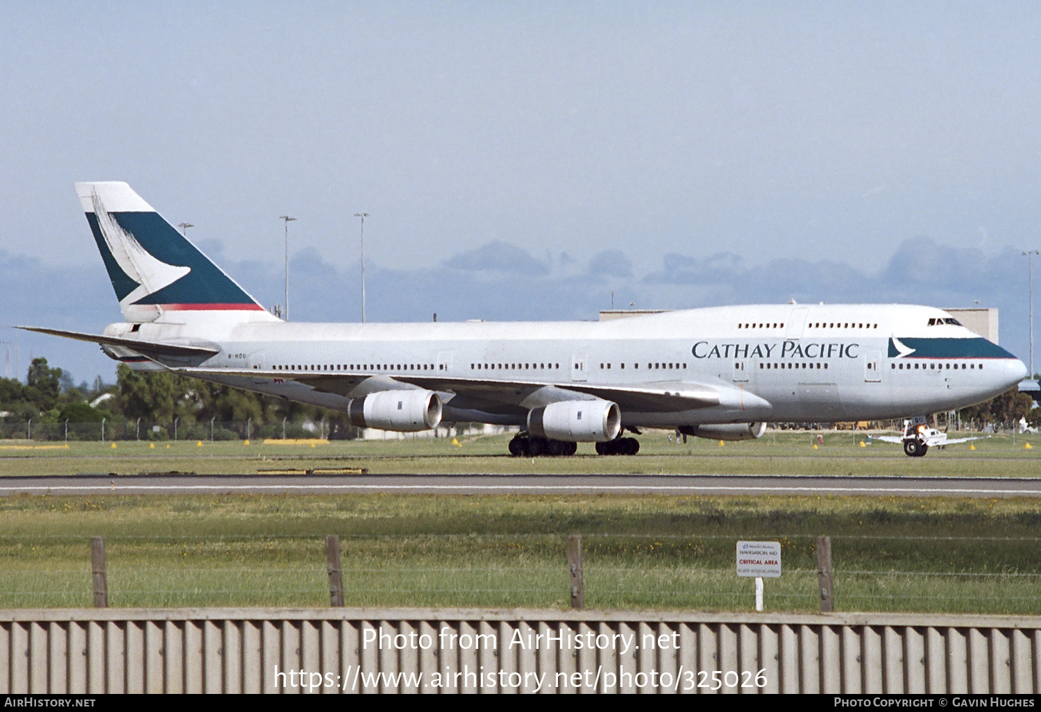 Aircraft Photo of B-HOU | Boeing 747-467 | Cathay Pacific Airways | AirHistory.net #325026