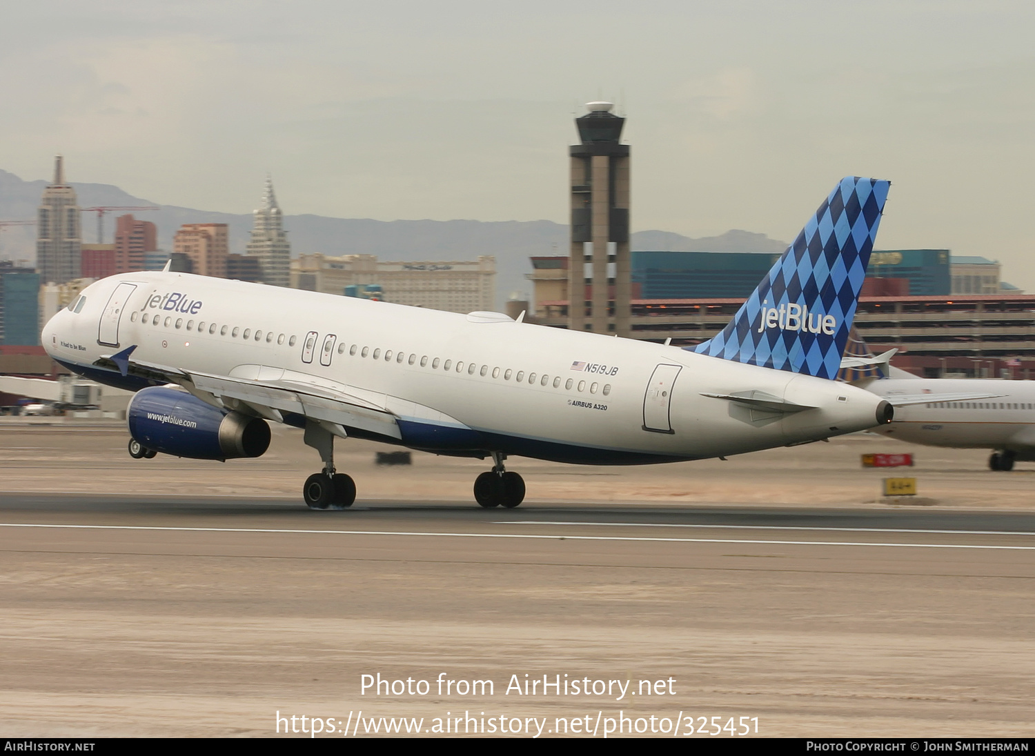 Aircraft Photo of N519JB | Airbus A320-232 | JetBlue Airways | AirHistory.net #325451