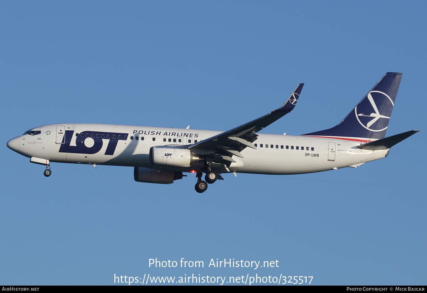 Aircraft Photo of SP-LWB | Boeing 737-89P | LOT Polish Airlines - Polskie Linie Lotnicze | AirHistory.net #325517