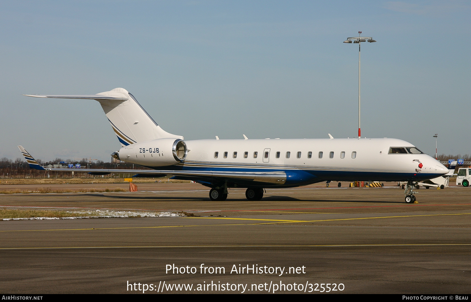 Aircraft Photo of ZS-GJB | Bombardier Global Express (BD-700-1A10) | AirHistory.net #325520