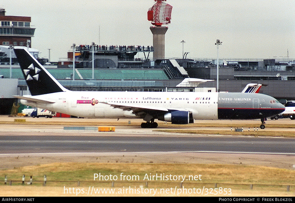 Aircraft Photo of N653UA | Boeing 767-322/ER | United Airlines | AirHistory.net #325853