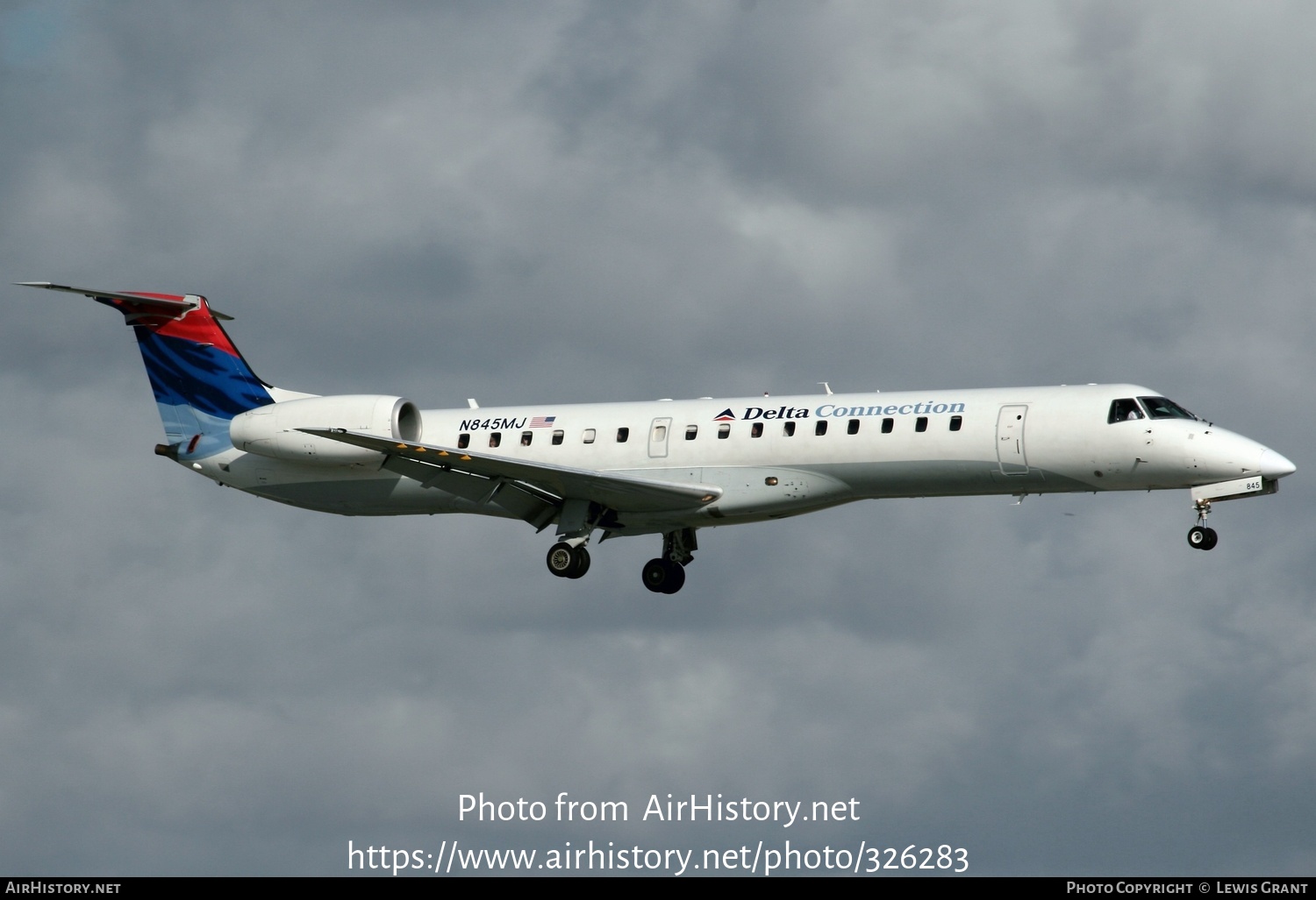 Aircraft Photo of N845MJ | Embraer ERJ-145LR (EMB-145LR) | Delta Connection | AirHistory.net #326283