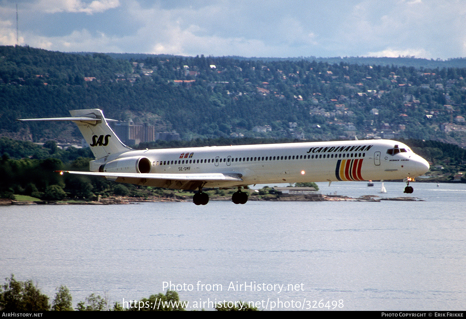 Aircraft Photo of SE-DMF | McDonnell Douglas MD-90-30 | Scandinavian Airlines - SAS | AirHistory.net #326498