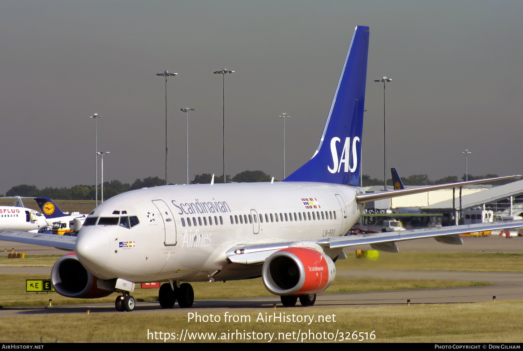 Aircraft Photo of LN-RRX | Boeing 737-683 | Scandinavian Airlines - SAS | AirHistory.net #326516