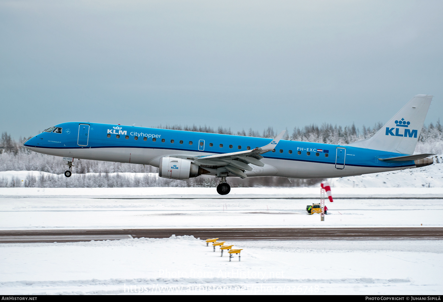 Aircraft Photo of PH-EXC | Embraer 190STD (ERJ-190-100STD) | KLM Cityhopper | AirHistory.net #326748