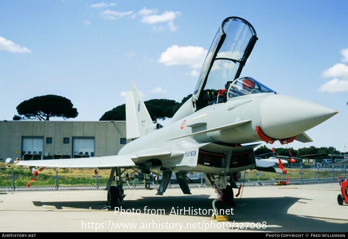 Aircraft Photo of MM55093 | Eurofighter EF-2000 Typhoon T | Italy - Air Force | AirHistory.net #327008