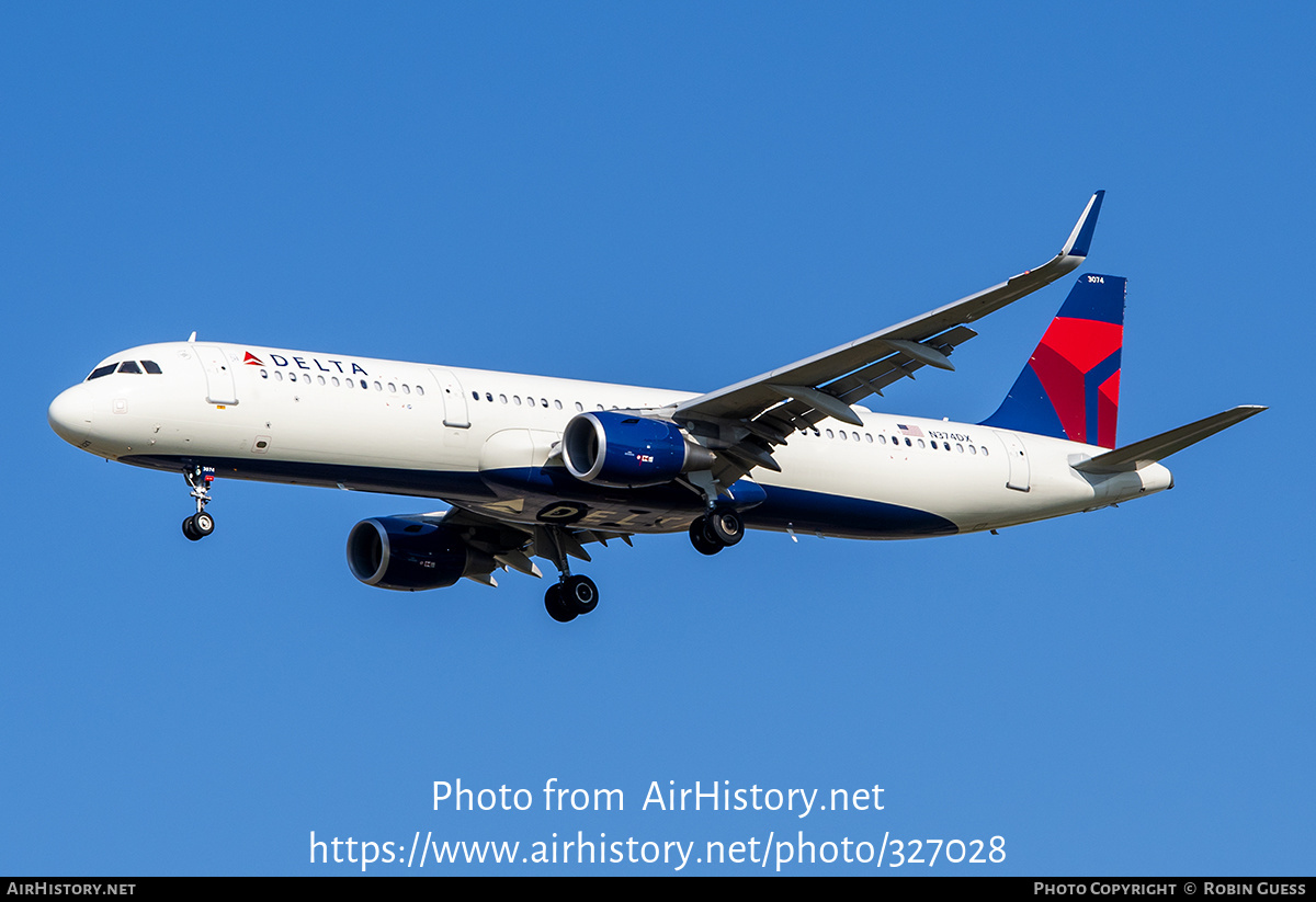 Aircraft Photo of N374DX | Airbus A321-211 | Delta Air Lines | AirHistory.net #327028