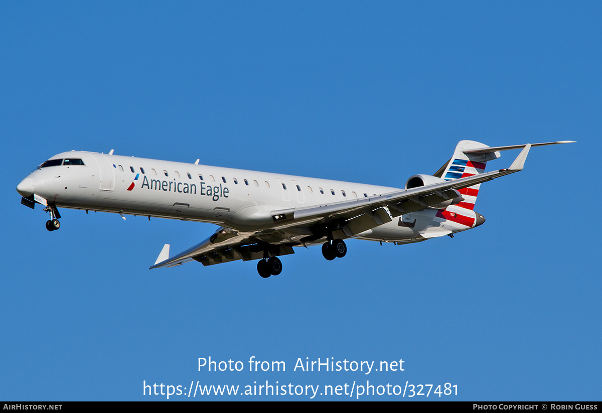 Aircraft Photo of N930LR | Bombardier CRJ-900LR (CL-600-2D24) | American Eagle | AirHistory.net #327481