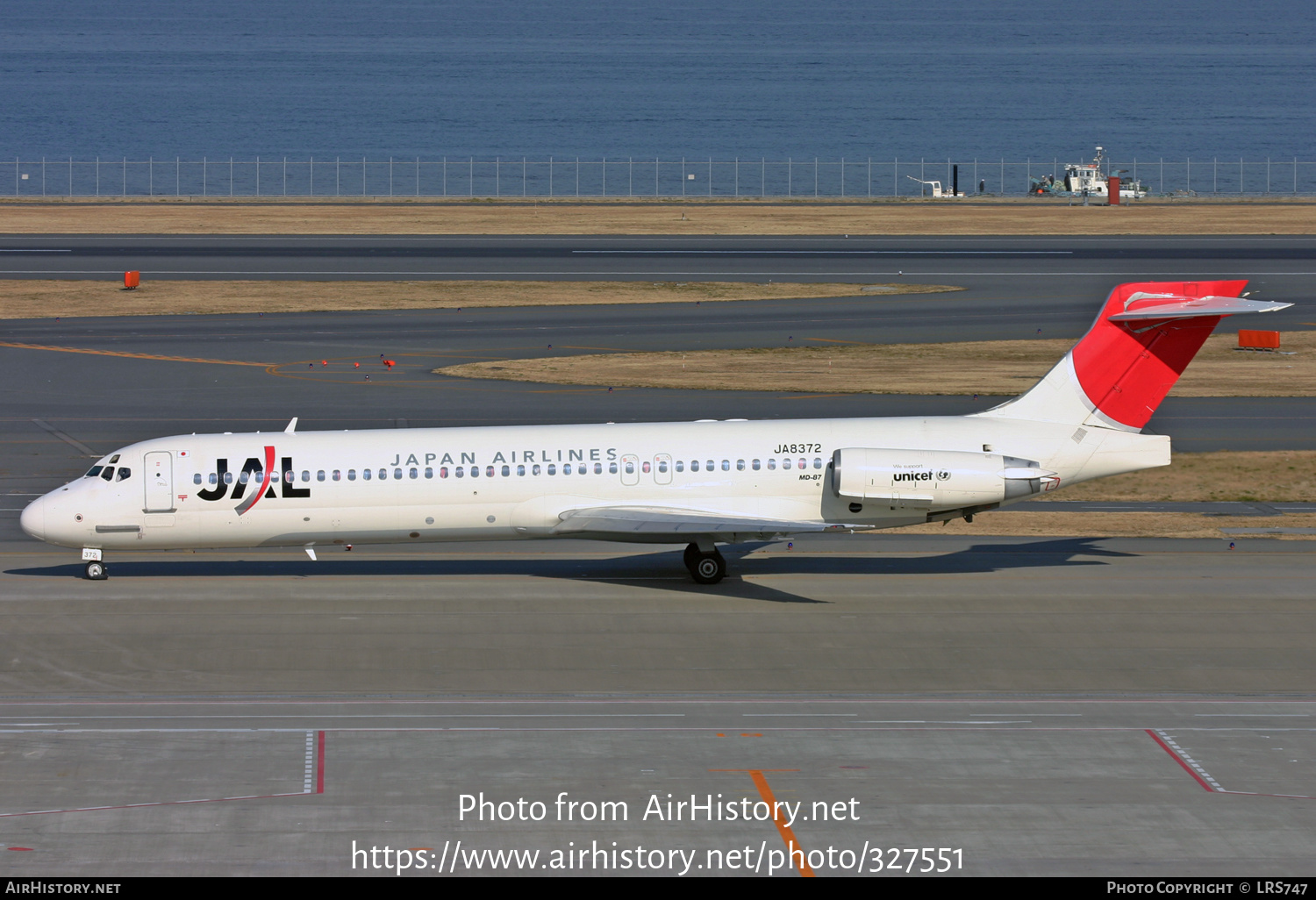 Aircraft Photo of JA8372 | McDonnell Douglas MD-87 (DC-9-87) | Japan Airlines - JAL | AirHistory.net #327551