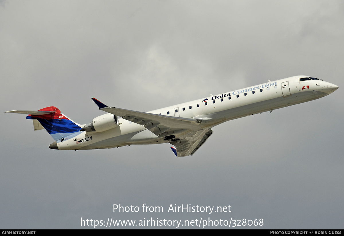 Aircraft Photo of N751EV | Bombardier CRJ-701ER (CL-600-2C10) | Delta Connection | AirHistory.net #328068