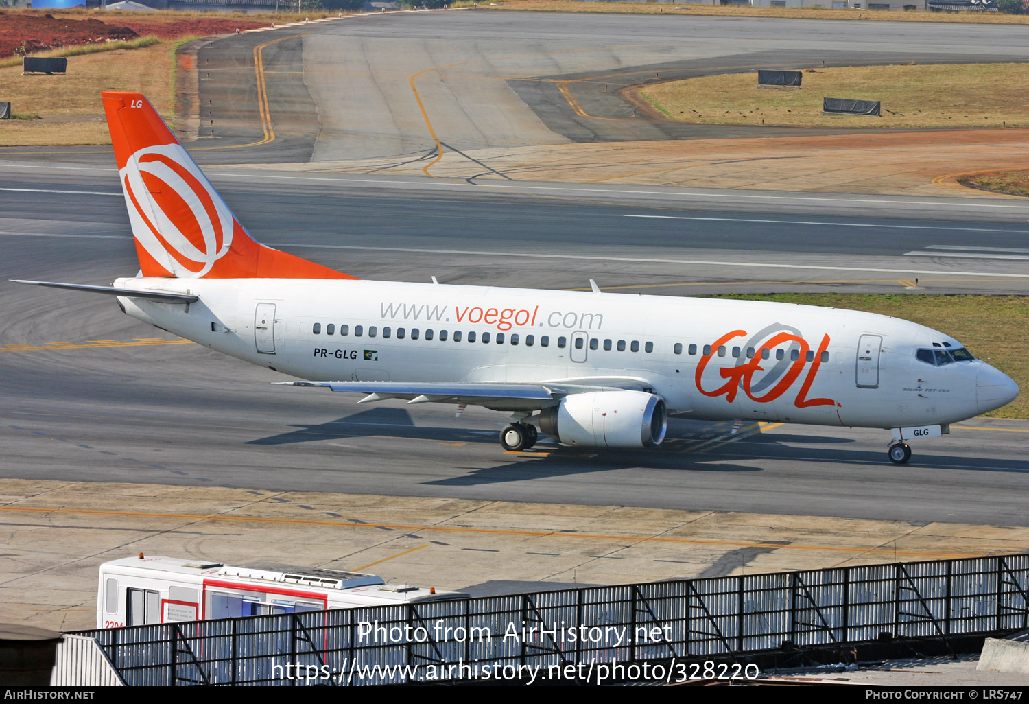 Aircraft Photo of PR-GLG | Boeing 737-322 | GOL Linhas Aéreas | AirHistory.net #328220