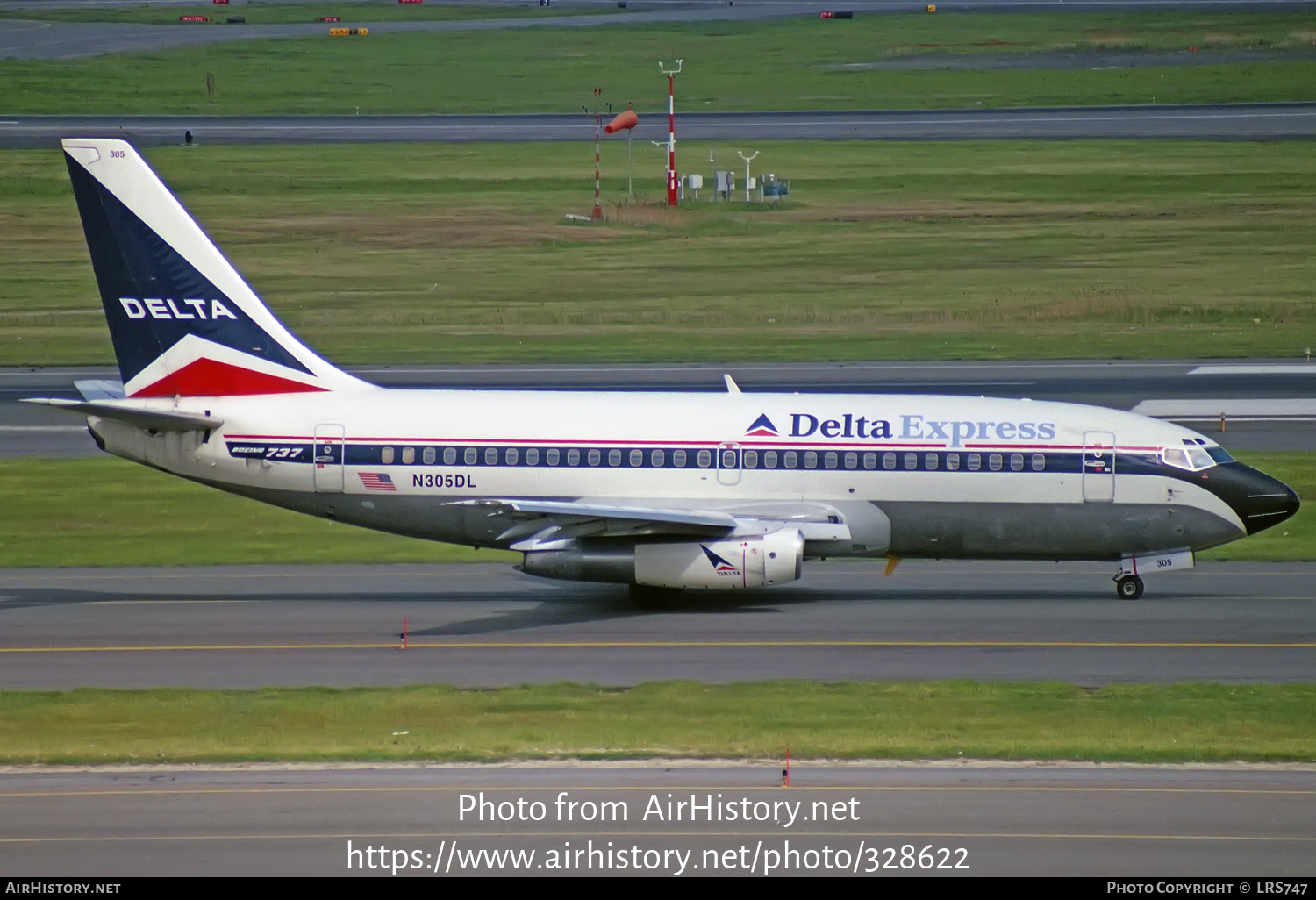 Aircraft Photo of N305DL | Boeing 737-232/Adv | Delta Express | AirHistory.net #328622