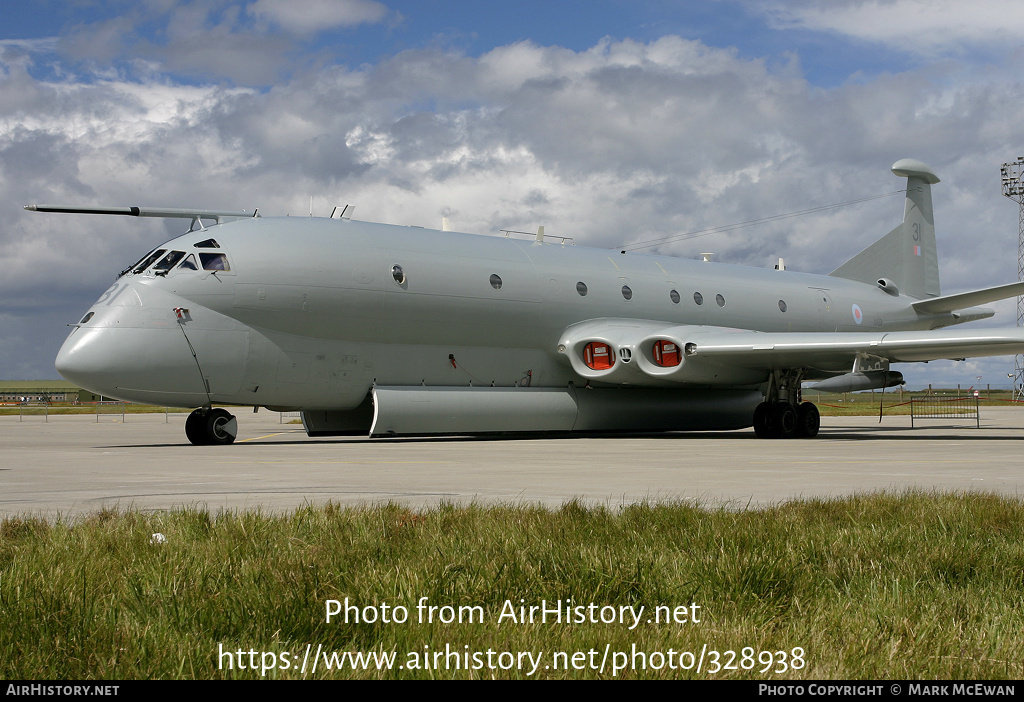 Aircraft Photo of XV231 | Hawker Siddeley HS-801 Nimrod MR.2P | UK - Air Force | AirHistory.net #328938