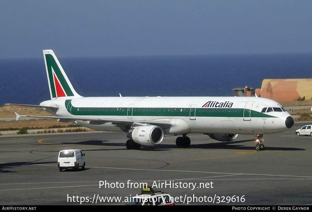 Aircraft Photo of I-BIXU | Airbus A321-112 | Alitalia | AirHistory.net #329616