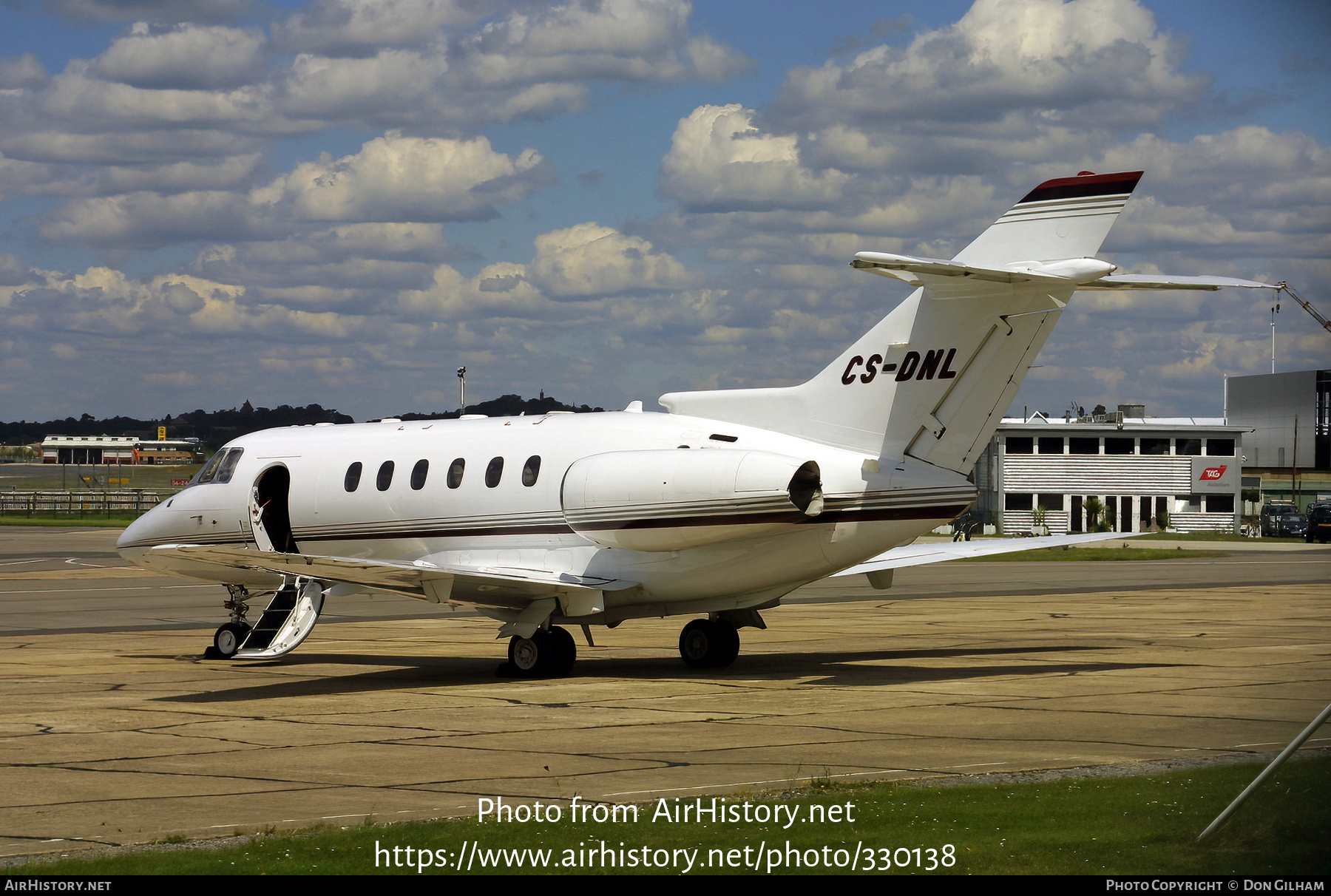 Aircraft Photo of CS-DNL | Raytheon Hawker 800XP | AirHistory.net #330138