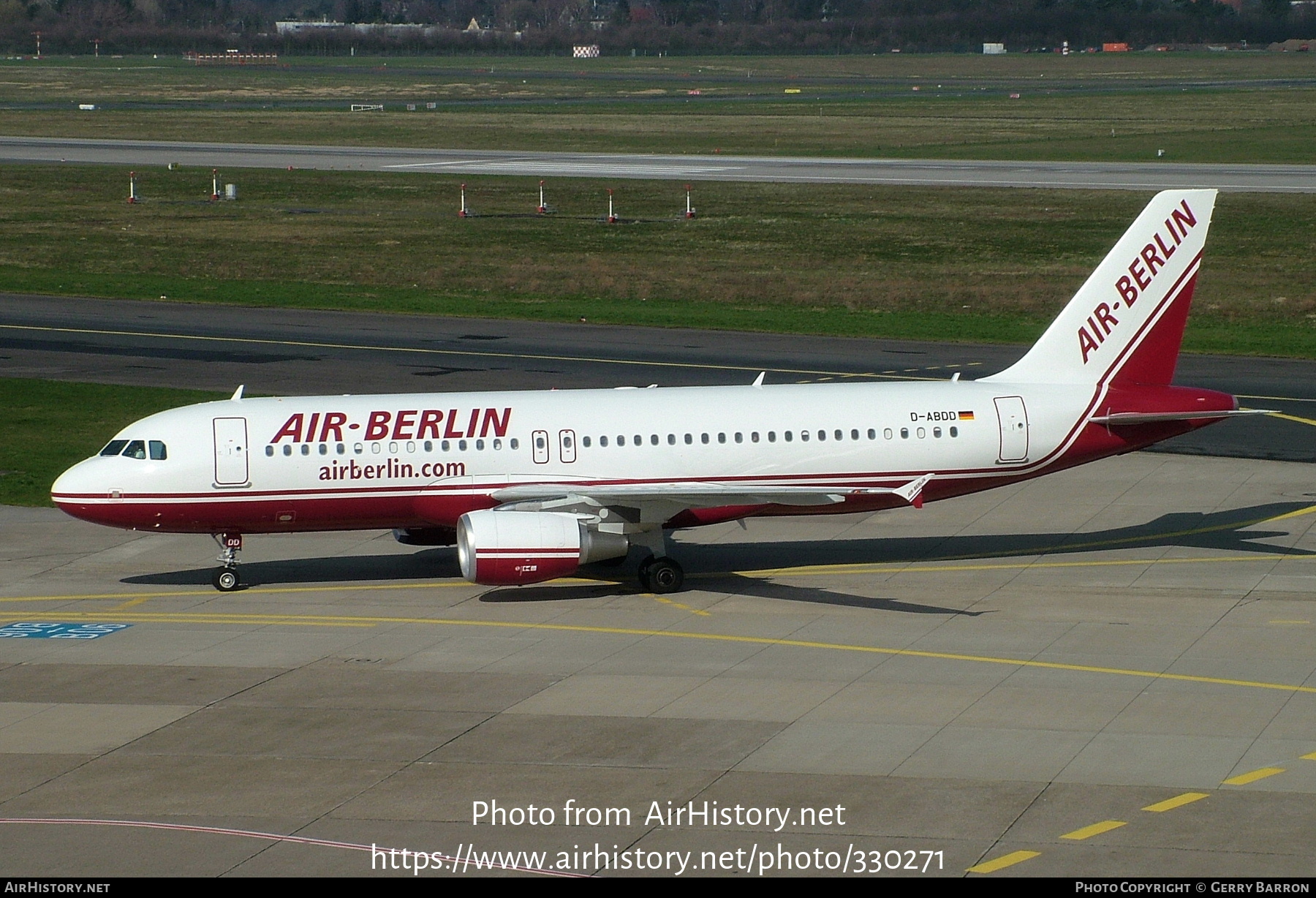 Aircraft Photo of D-ABDD | Airbus A320-214 | Air Berlin | AirHistory.net #330271