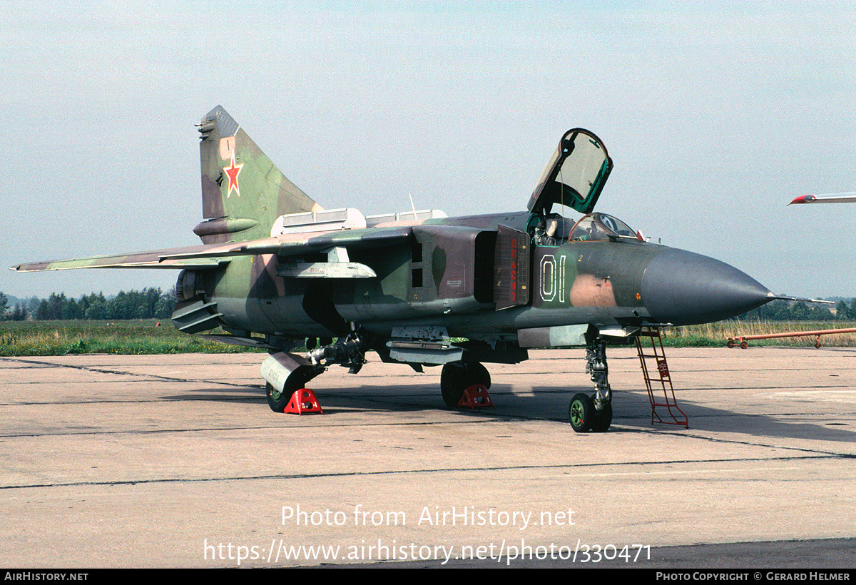 Aircraft Photo of 01 white | Mikoyan-Gurevich MiG-23MLD | Russia - Air Force | AirHistory.net #330471