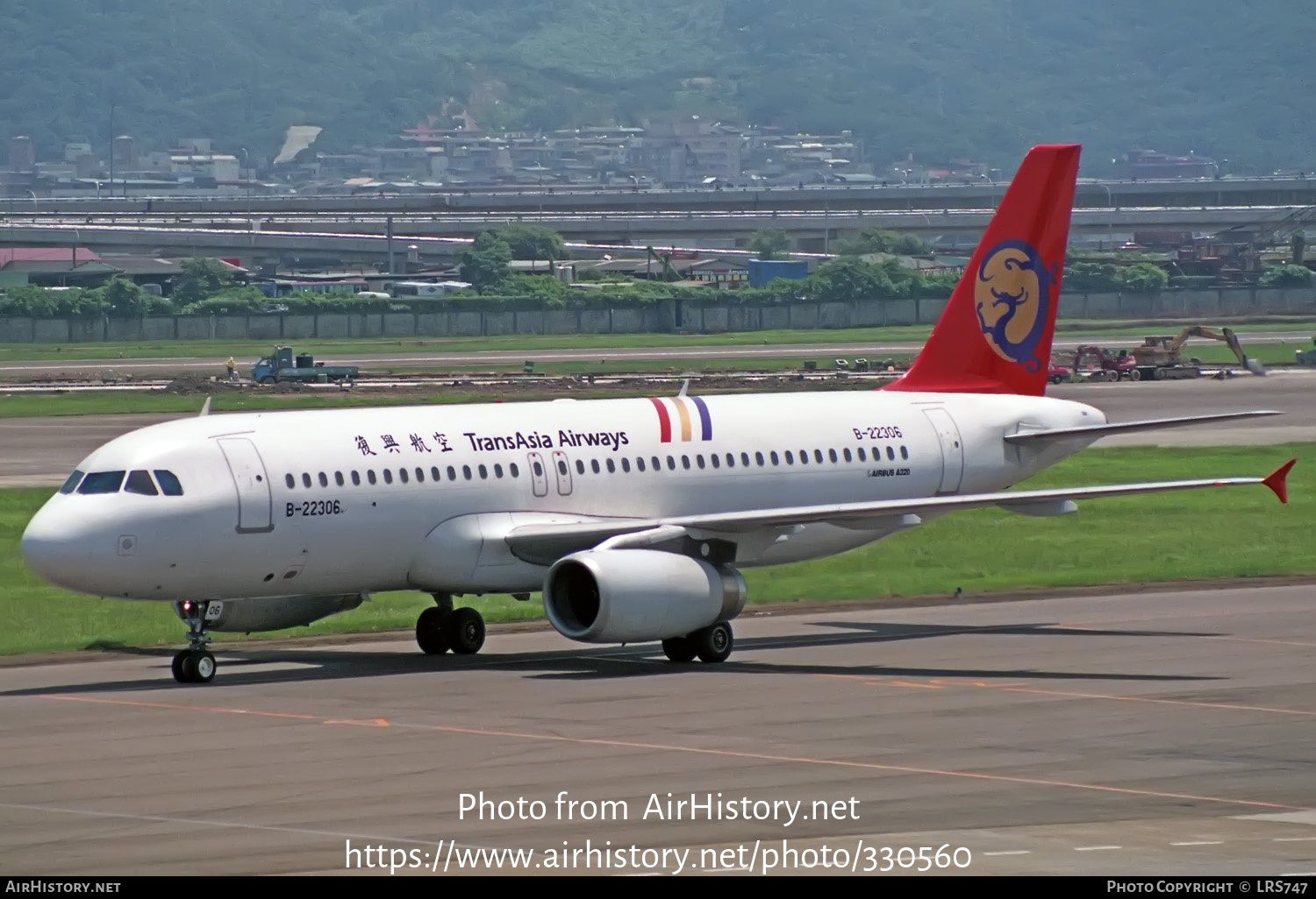 Aircraft Photo of B-22306 | Airbus A320-231 | TransAsia Airways | AirHistory.net #330560