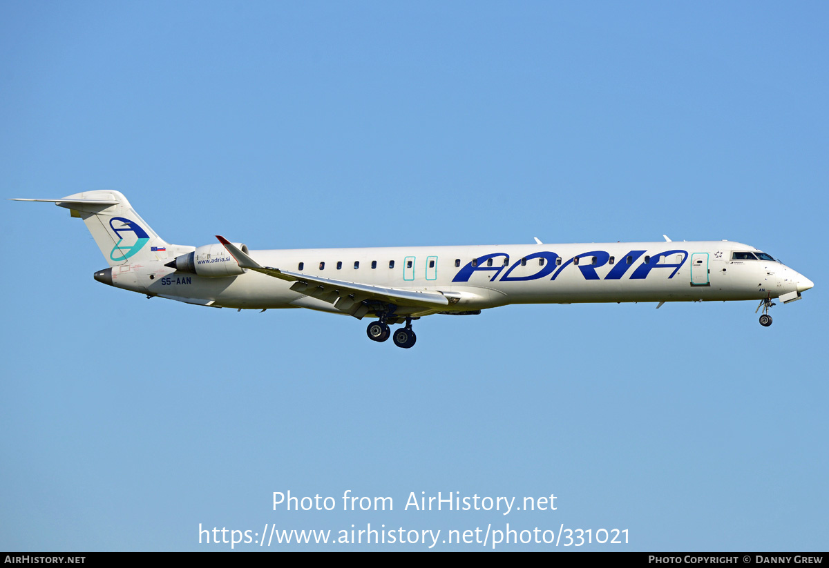 Aircraft Photo of S5-AAN | Bombardier CRJ-900LR NG (CL-600-2D24) | Adria Airways | AirHistory.net #331021