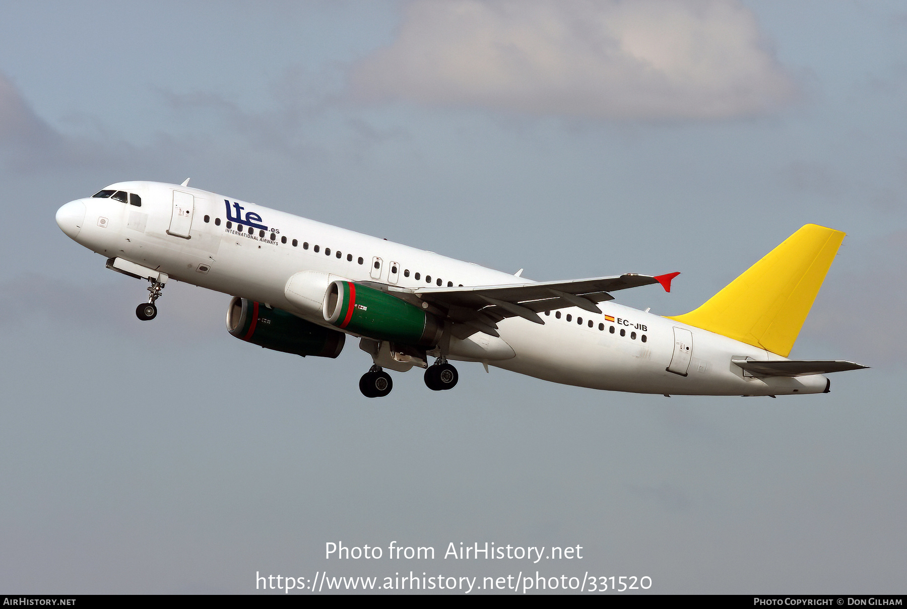 Aircraft Photo of EC-JIB | Airbus A320-232 | LTE International Airways | AirHistory.net #331520