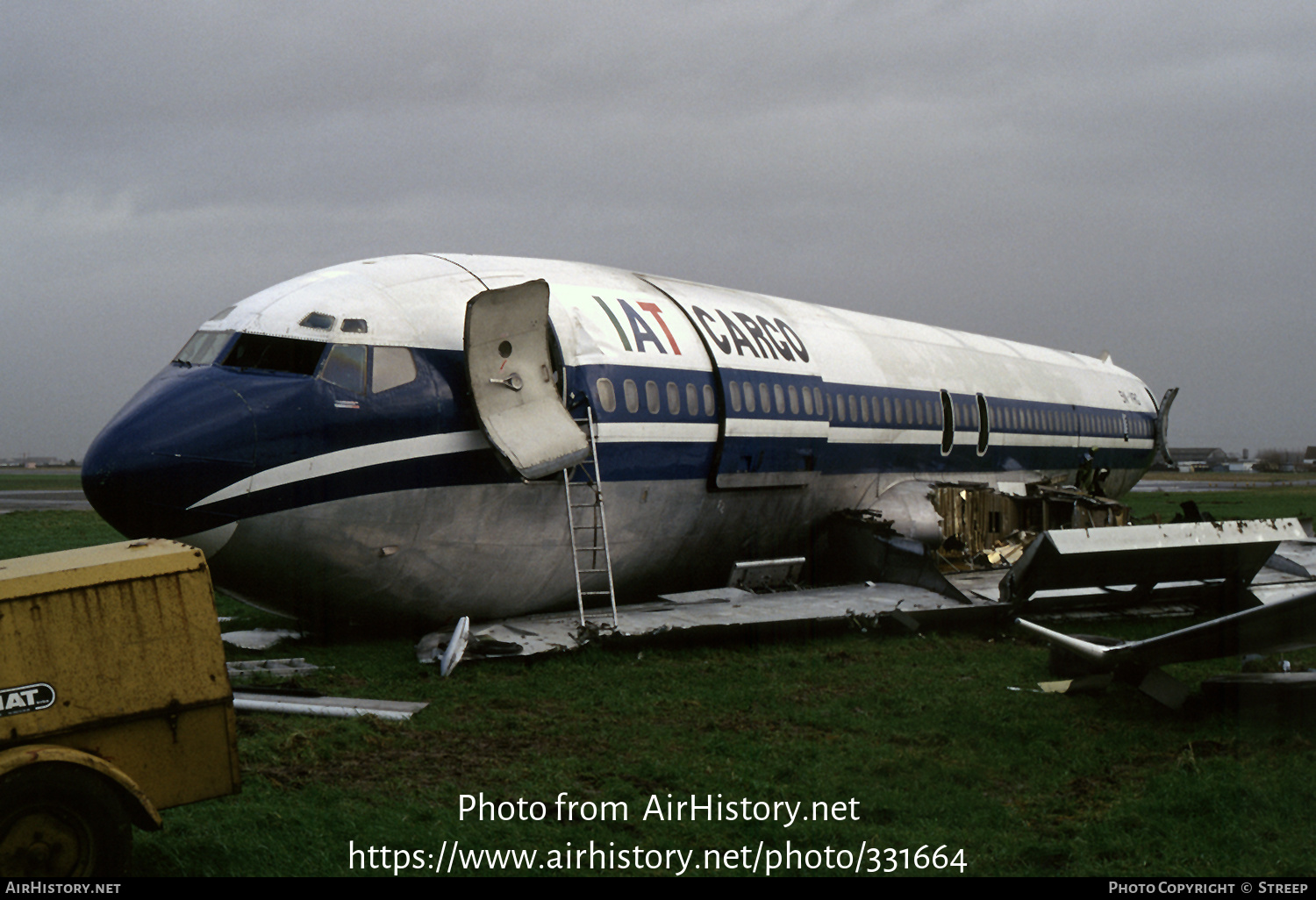 Aircraft Photo of 5N-VRG | Boeing 707-355C | International Air Tours - IAT Cargo | AirHistory.net #331664