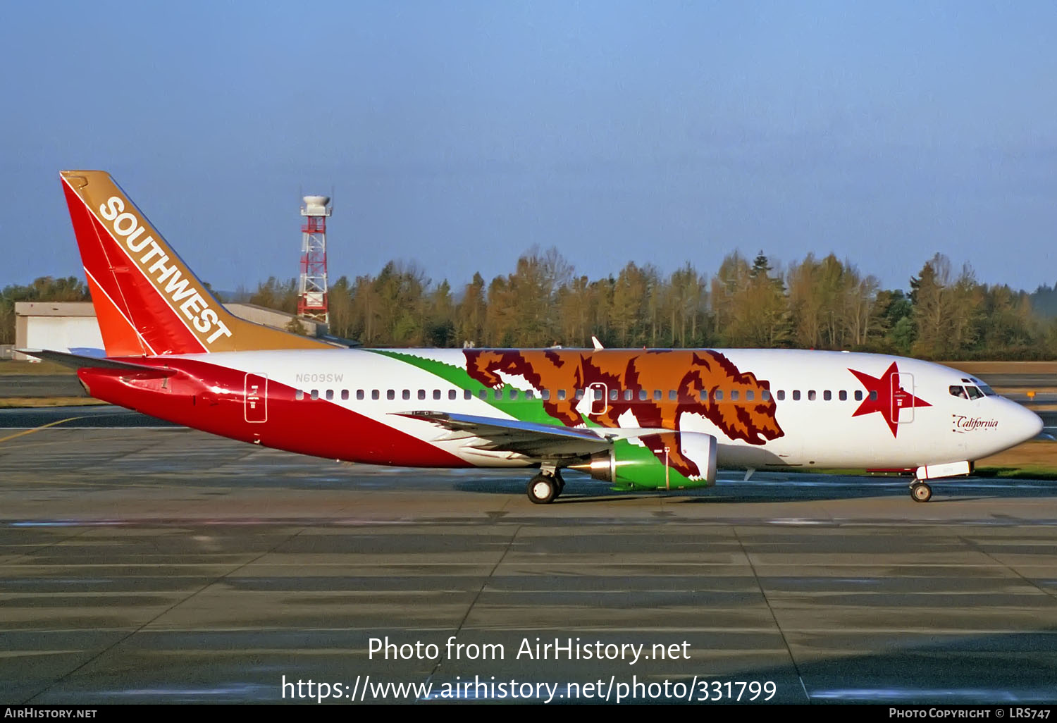 Aircraft Photo of N609SW | Boeing 737-3H4 | Southwest Airlines | AirHistory.net #331799