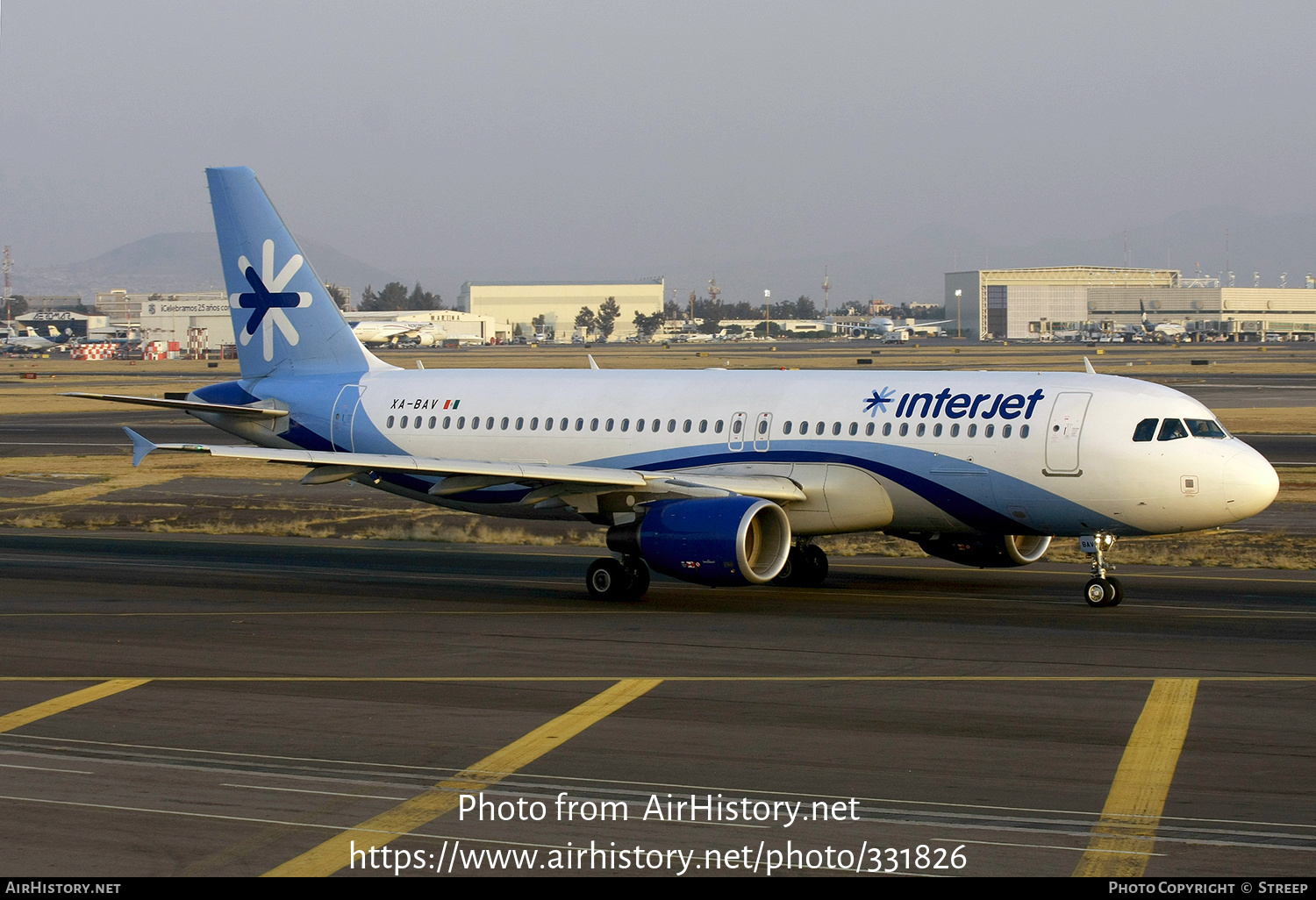 Aircraft Photo of XA-BAV | Airbus A320-214 | Interjet | AirHistory.net #331826