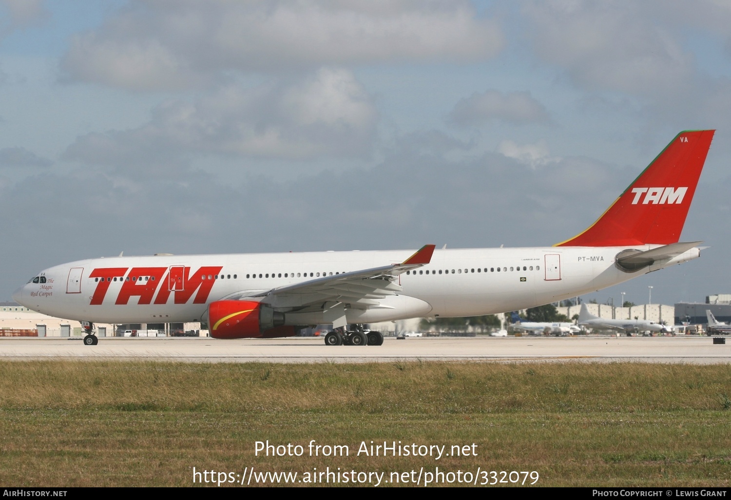 Aircraft Photo of PT-MVA | Airbus A330-223 | TAM Linhas Aéreas | AirHistory.net #332079