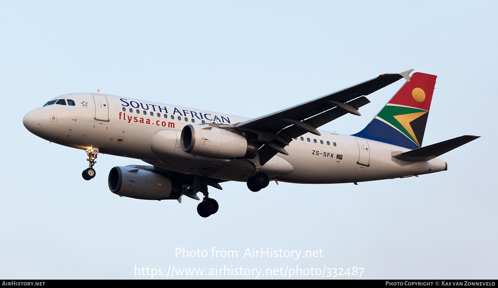 Aircraft Photo of ZS-SFK | Airbus A319-131 | South African Airways | AirHistory.net #332487