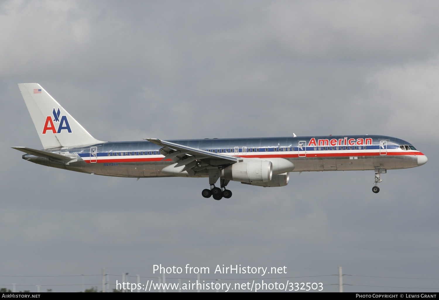 Aircraft Photo of N643AA | Boeing 757-223 | American Airlines | AirHistory.net #332503