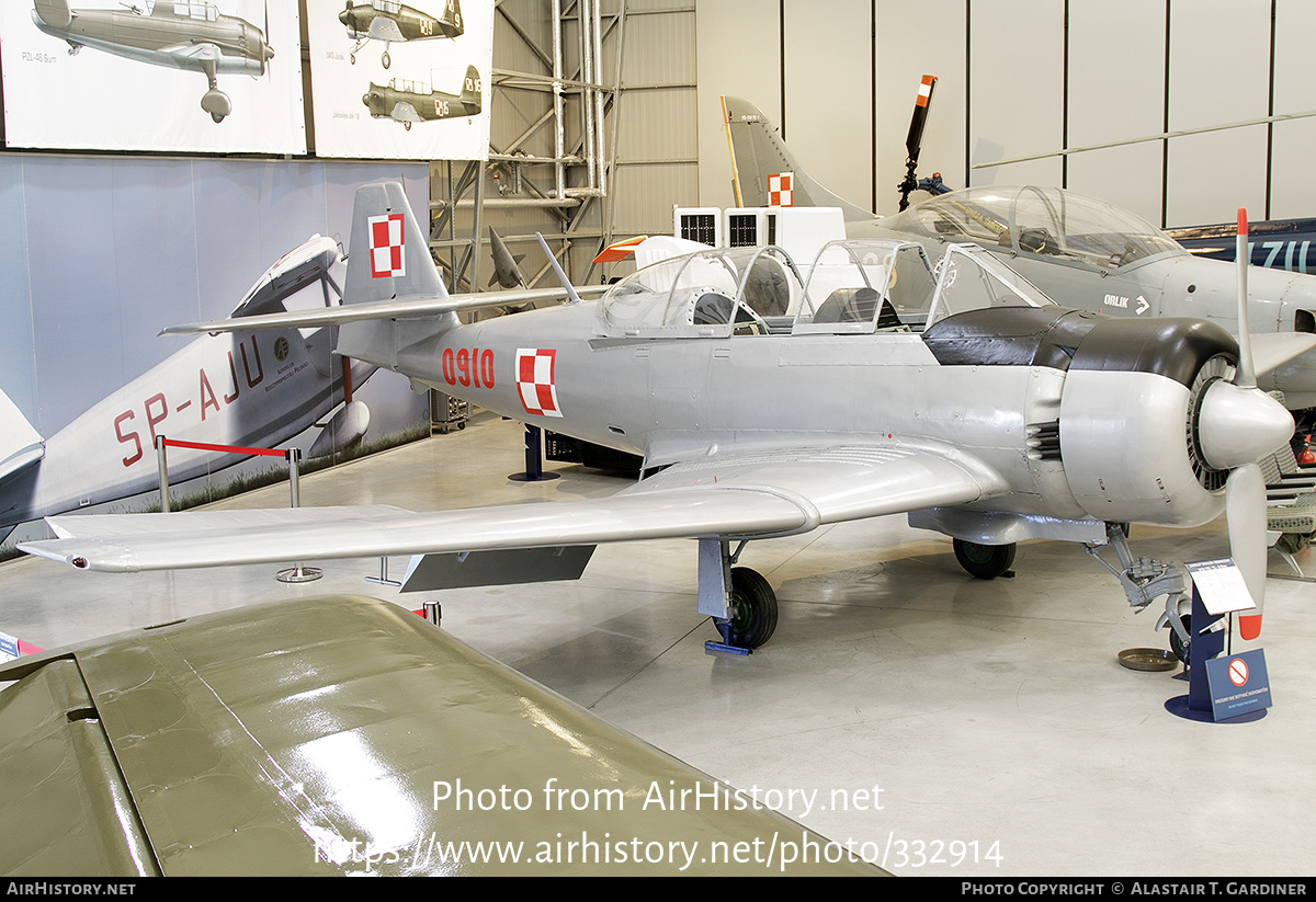 Aircraft Photo of 0910 | PZL-Mielec TS-8B Bies | Poland - Air Force | AirHistory.net #332914