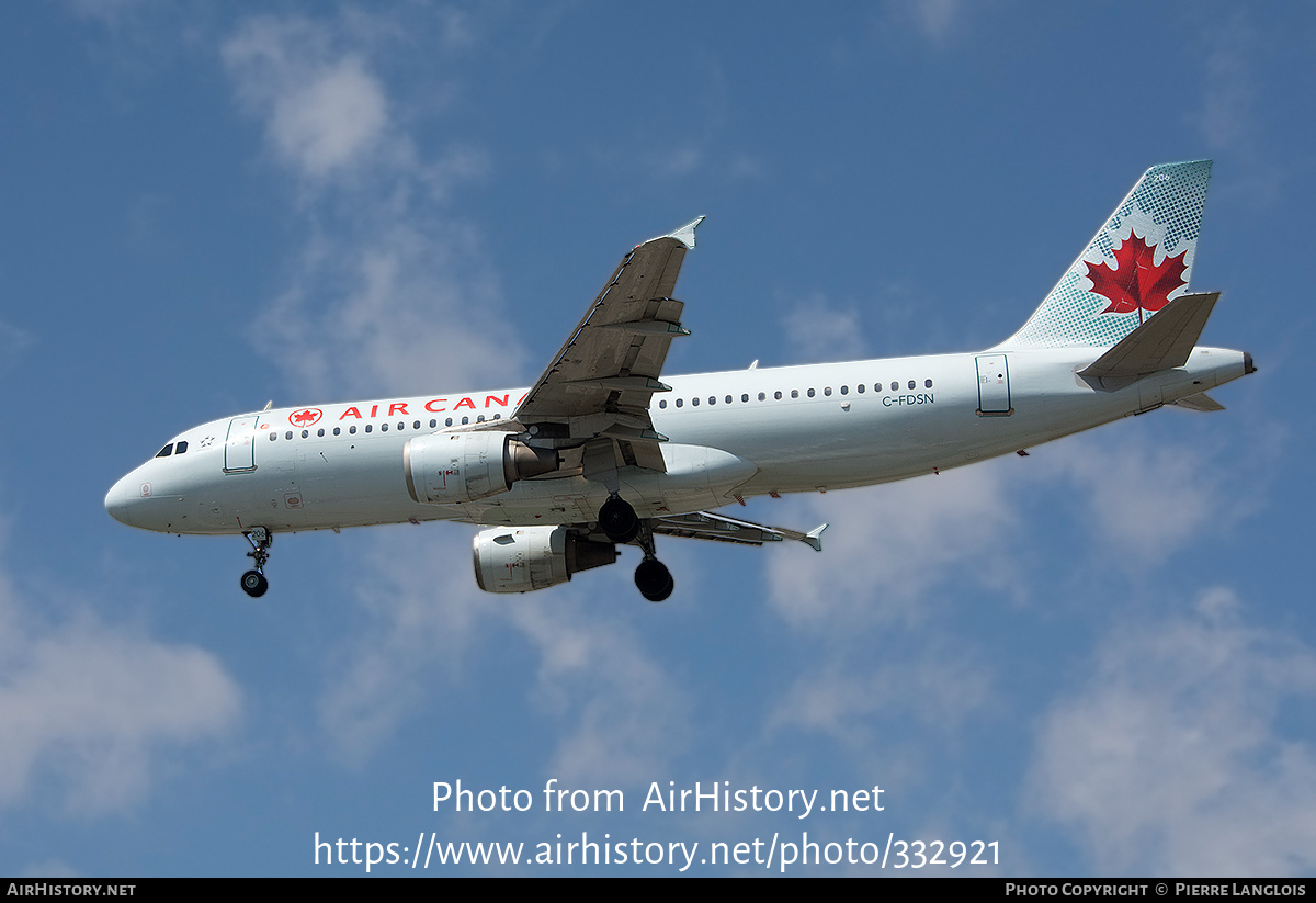 Aircraft Photo of C-FDSN | Airbus A320-211 | Air Canada | AirHistory.net #332921