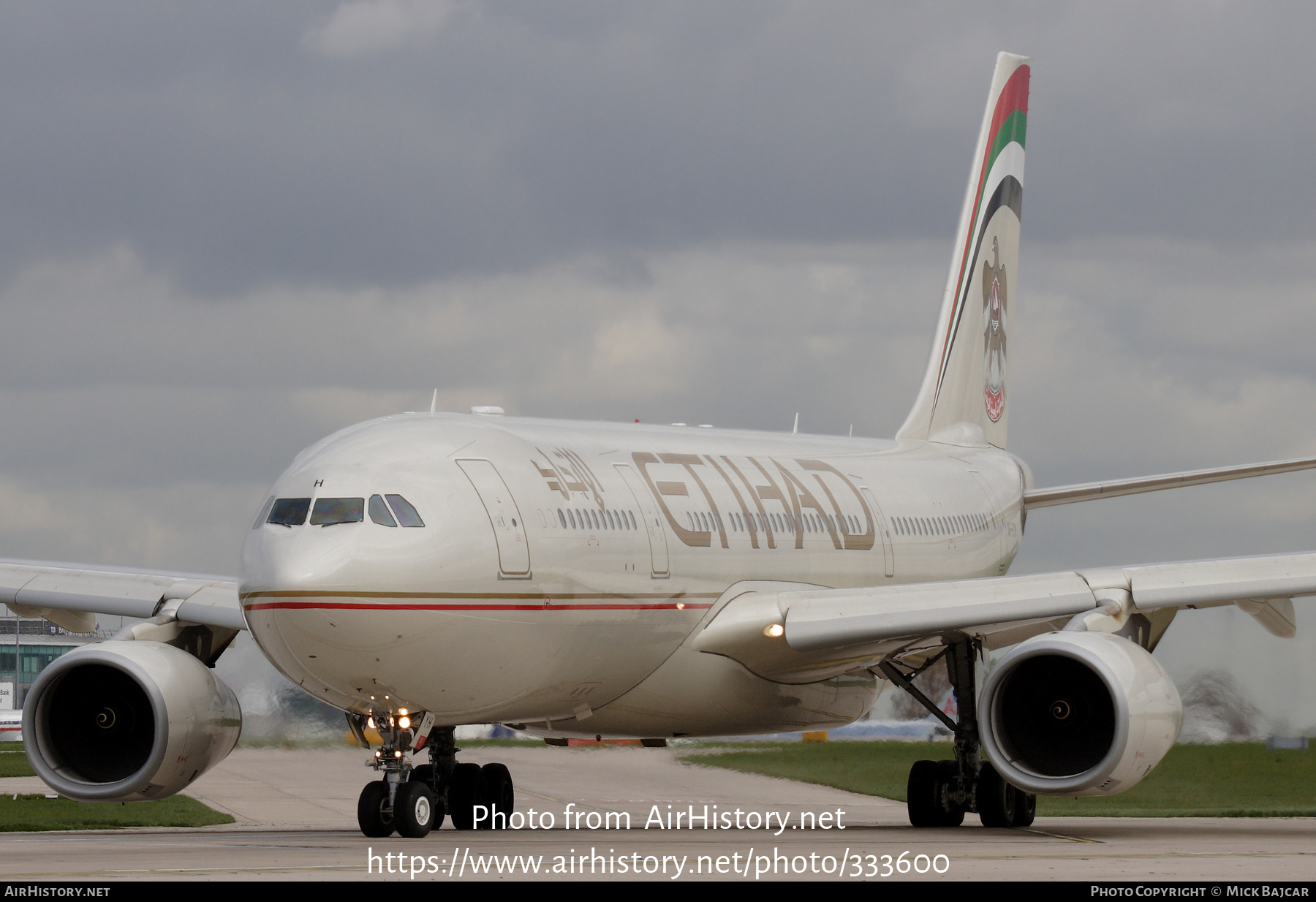 Aircraft Photo of A6-EYH | Airbus A330-243 | Etihad Airways | AirHistory.net #333600