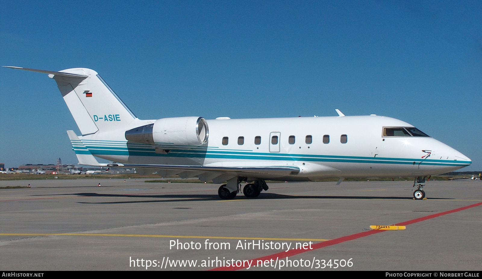 Aircraft Photo of D-ASIE | Bombardier Challenger 604 (CL-600-2B16) | AirHistory.net #334506