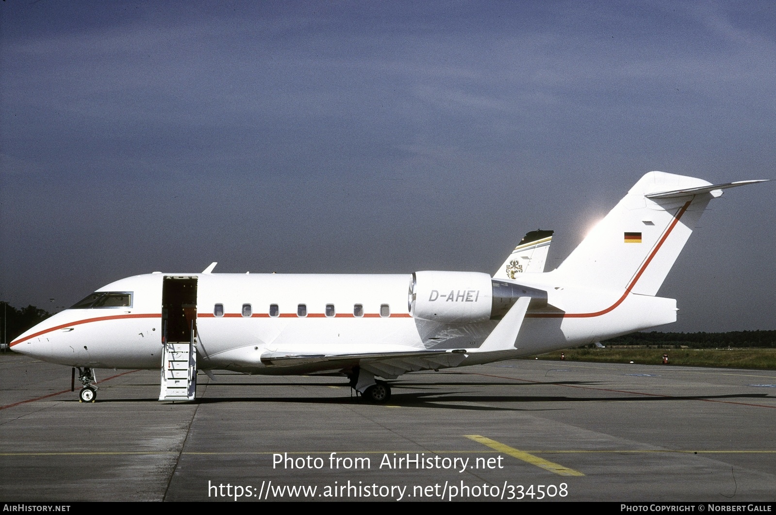 Aircraft Photo of D-AHEI | Bombardier Challenger 604 (CL-600-2B16) | AirHistory.net #334508