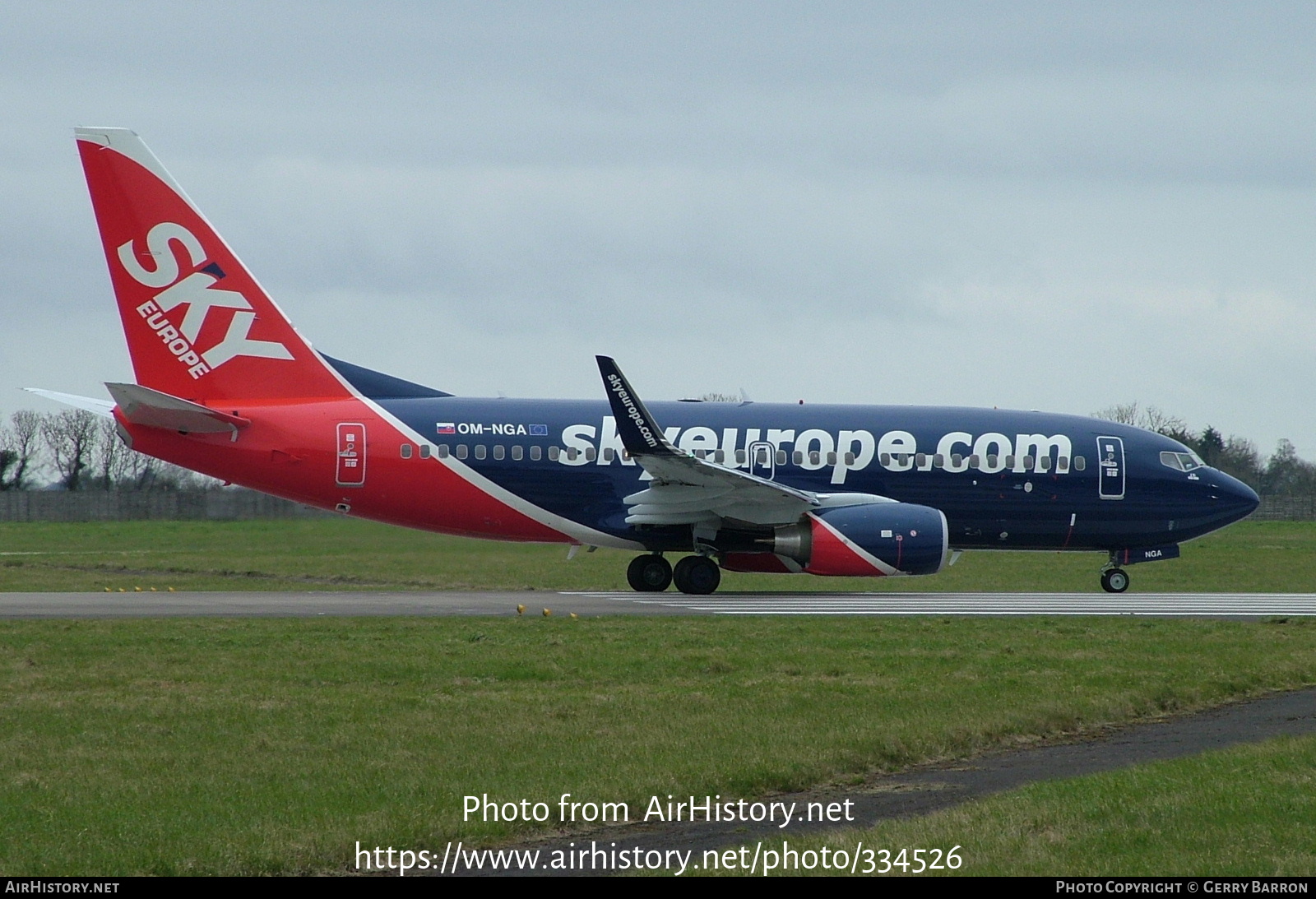 Aircraft Photo of OM-NGA | Boeing 737-76N | SkyEurope Airlines | AirHistory.net #334526