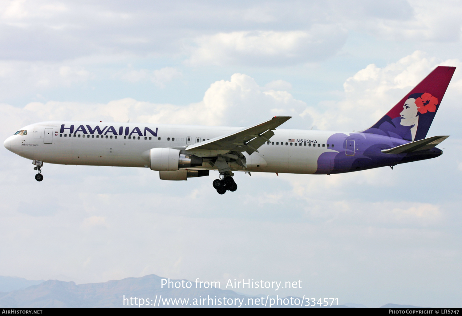 Aircraft Photo of N593HA | Boeing 767-33A/ER | Hawaiian Airlines | AirHistory.net #334571