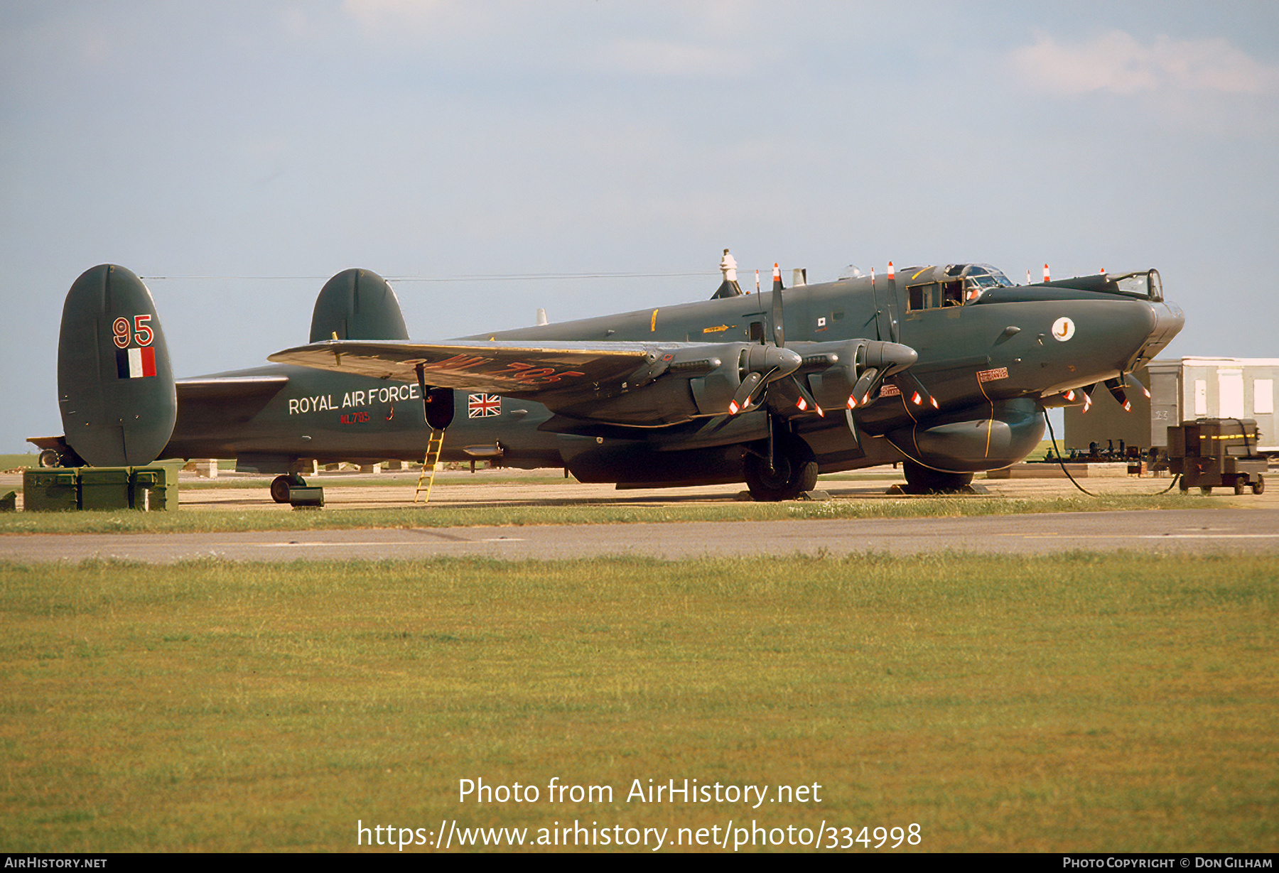 Aircraft Photo of WL795 | Avro 696 Shackleton AEW2 | UK - Air Force | AirHistory.net #334998