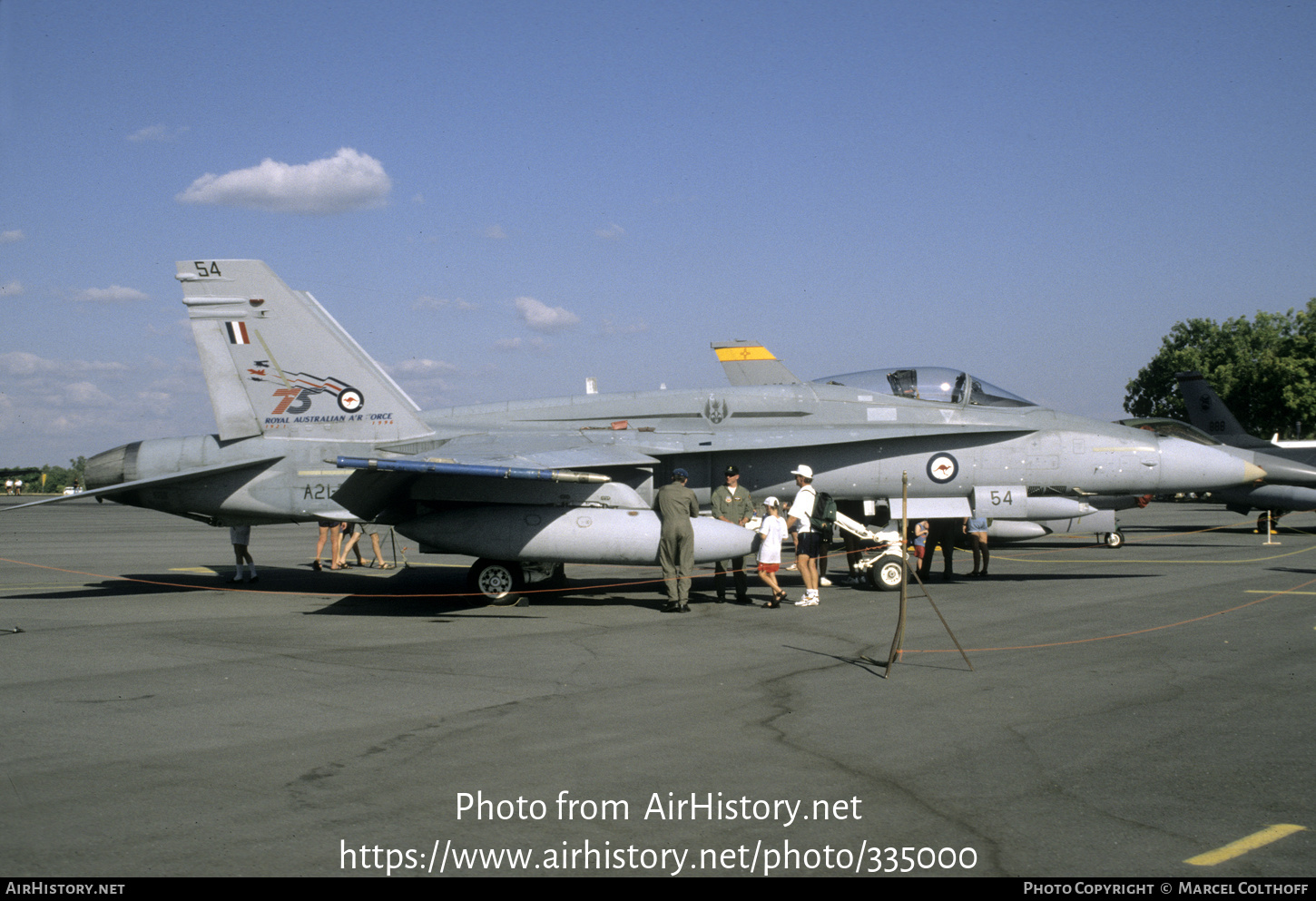 Aircraft Photo of A21-54 | McDonnell Douglas F/A-18A Hornet | Australia - Air Force | AirHistory.net #335000