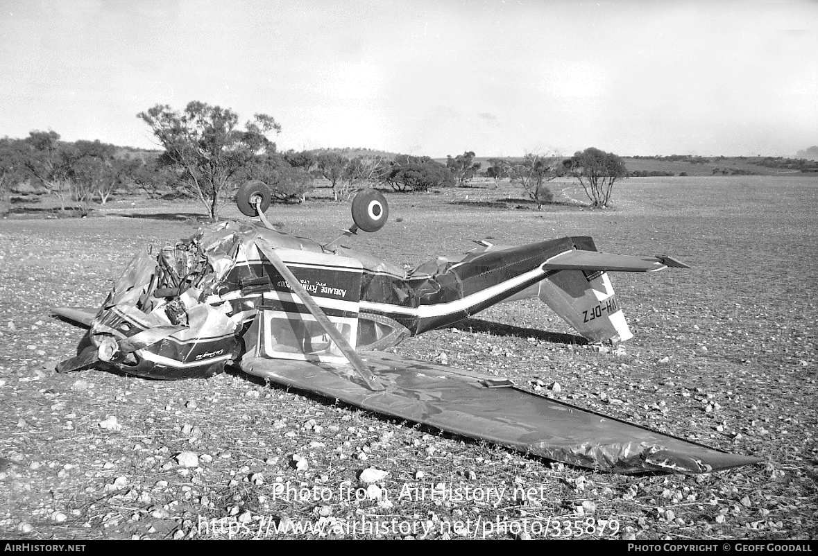 Aircraft Photo of VH-DFZ | Cessna 172F Skyhawk | Adelaide Flying Group | AirHistory.net #335879