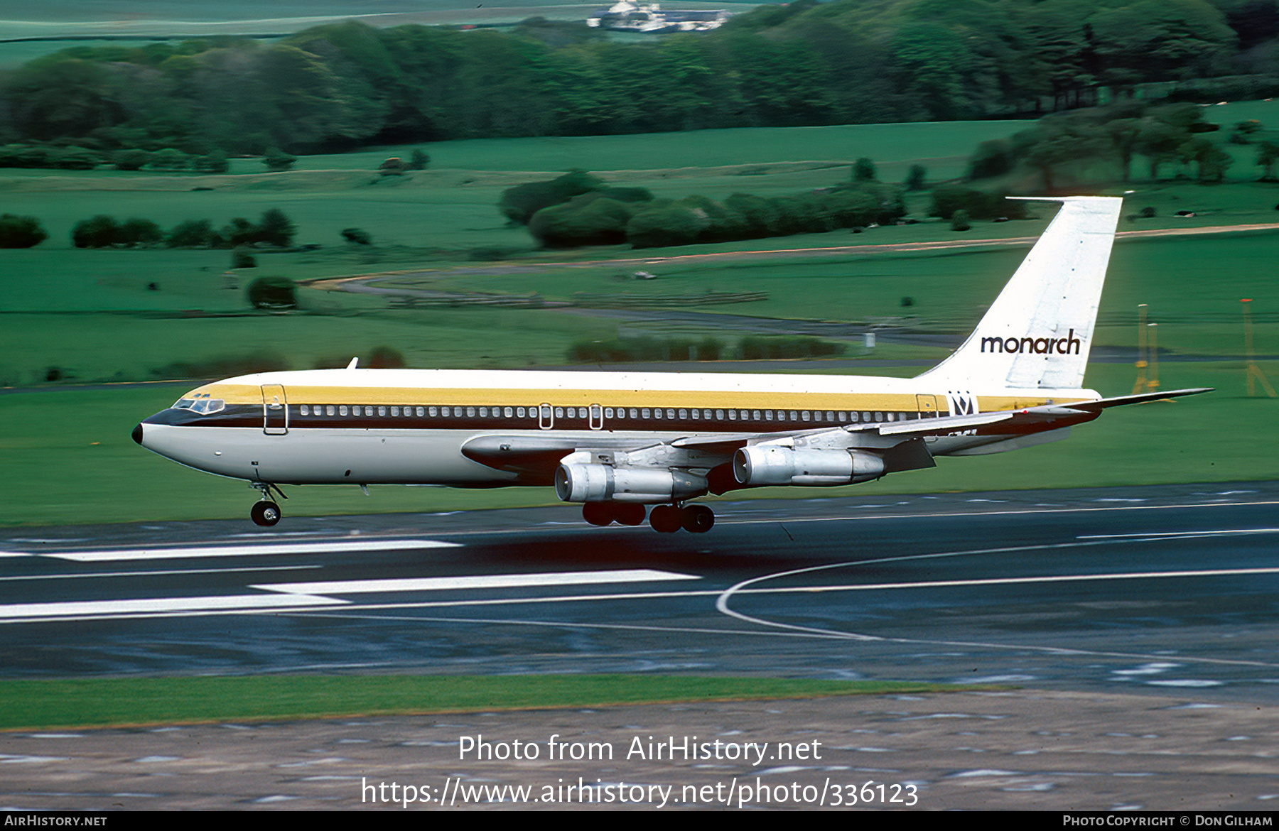 Aircraft Photo of G-AZNX | Boeing 720-051B | Monarch Airlines | AirHistory.net #336123