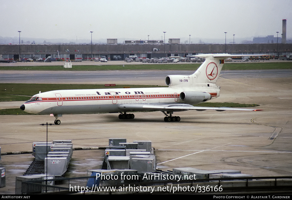 Aircraft Photo of YR-TPB | Tupolev Tu-154B | TAROM - Transporturile Aeriene Române | AirHistory.net #336166