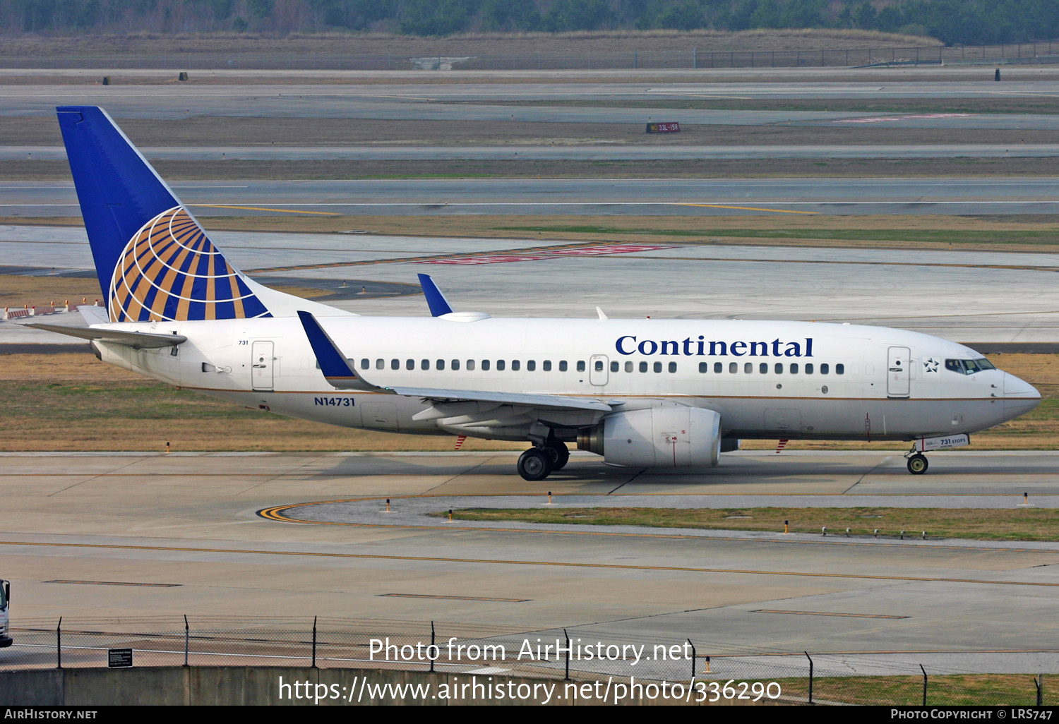 Aircraft Photo of N14731 | Boeing 737-724 | Continental Airlines | AirHistory.net #336290