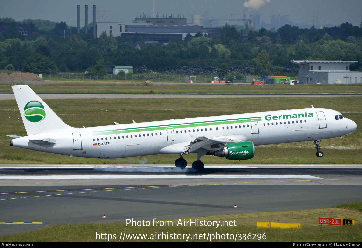 Aircraft Photo of D-ASTP | Airbus A321-211 | Germania | AirHistory.net #336296