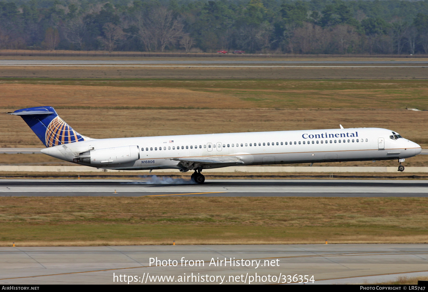 Aircraft Photo of N16806 | McDonnell Douglas MD-82 (DC-9-82) | Continental Airlines | AirHistory.net #336354